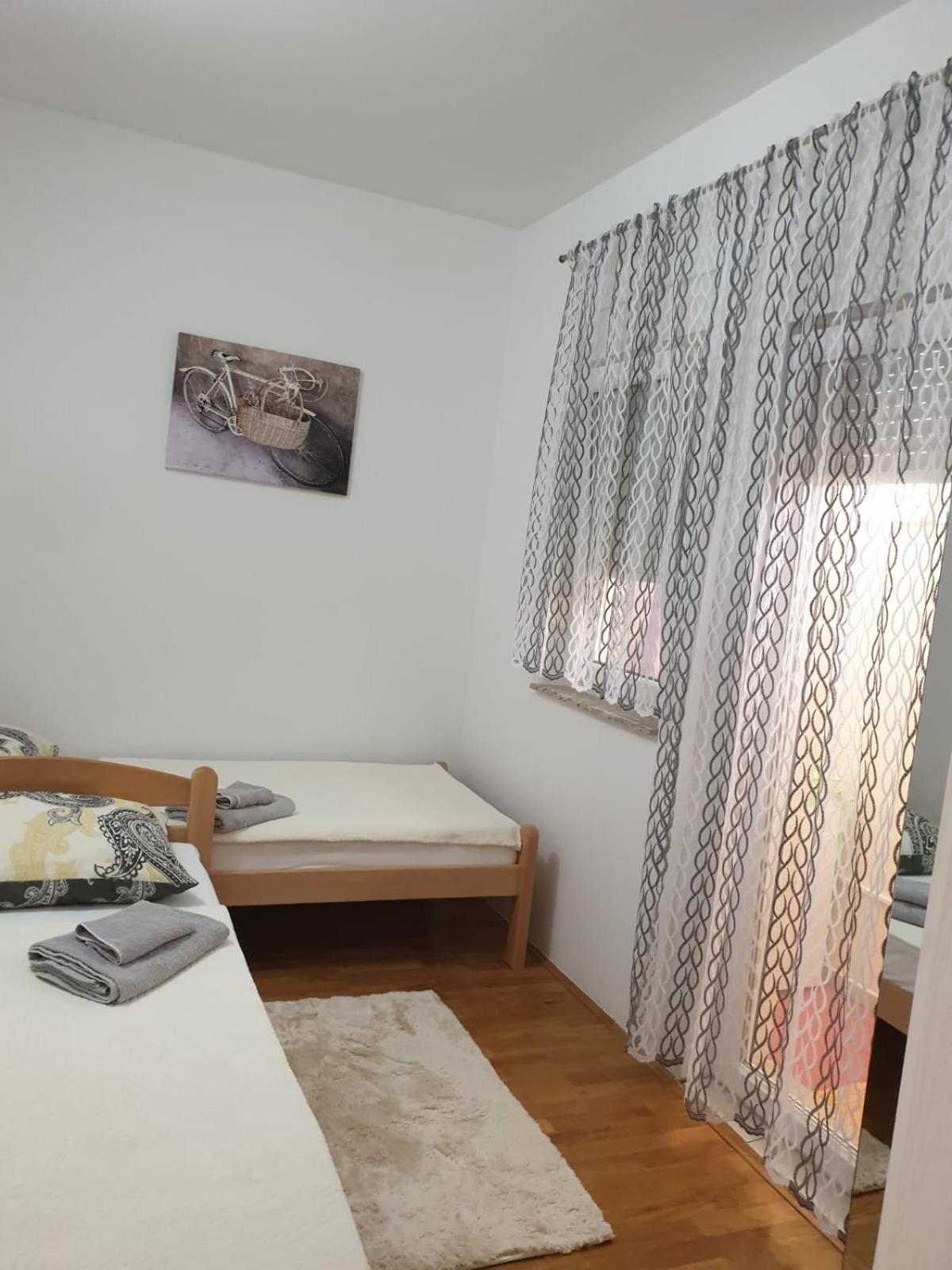 קרס Apartments Glibo מראה חיצוני תמונה